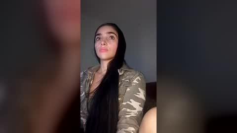 Alisson369  online show from 08-05-26, 02:42