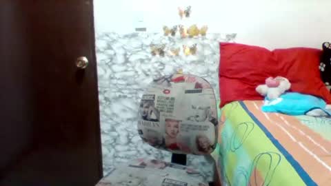Snapshot of alisson_brand chatting on 06-12-26, 06:18 alisson brand online show from 06-12-26, 06:18