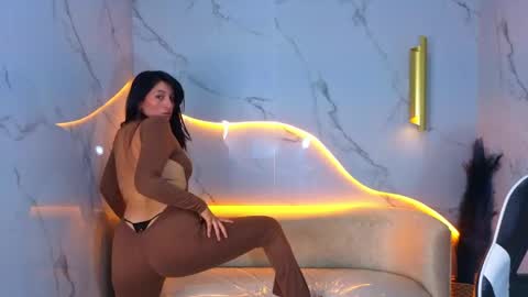alisson_tx_ online show from 05-20-26, 08:37