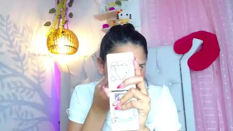 Snapshot of alisson_wiley chatting on 06-22-26, 06:32 alisson online show from 06-22-26, 06:32