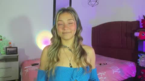 Snapshot of alisson_zafiro chatting on 12-17-24, 12:11 Alisson IG alisson zafiro27 online show from 12-17-24, 12:11