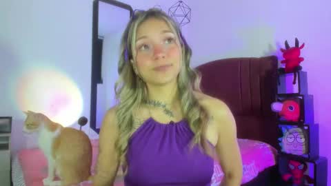 Snapshot of alisson_zafiro chatting on 12-18-24, 09:14 Alisson IG alisson zafiro27 online show from 12-18-24, 09:14