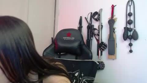 Snapshot of alissonbeckett chatting on 06-17-26, 05:03 Alisson Beckett online show from 06-17-26, 05:03