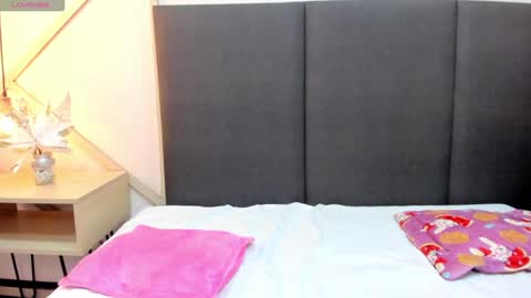 Snapshot of alissonmartin chatting on 12-26-24, 03:20 alissonmartin online show from 12-26-24, 03:20