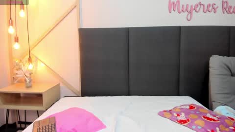 Snapshot of alissonmartin chatting on 01-23-25, 02:50 alissonmartin online show from 01-23-25, 02:50