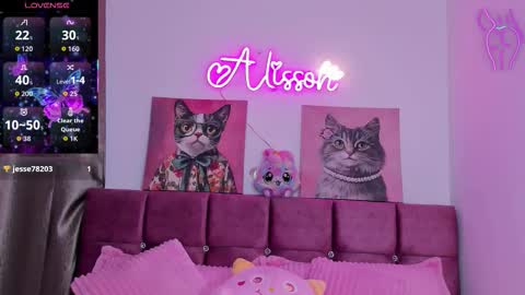 Alisson  online show from 11-19-25, 01:00