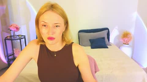 Snapshot of alisssarose chatting on 06-24-26, 11:26 alisssarose online show from 06-24-26, 11:26