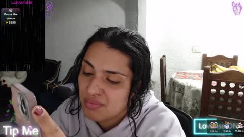 Alix online show from 04-06-26, 01:14