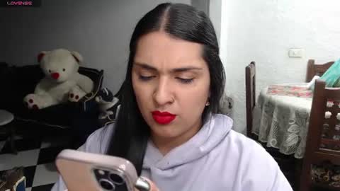 Alix online show from 06-17-26, 02:14