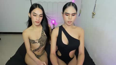 Snapshot of aliyah_bucks chatting on 09-19-25, 03:19 hello your lovely ALIYAH online show from 09-19-25, 03:19