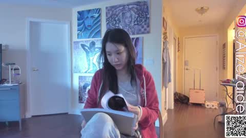 Alize Zaide online show from 02-28-25, 06:20