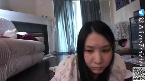 Alize Zaide online show from 10-28-25, 08:00