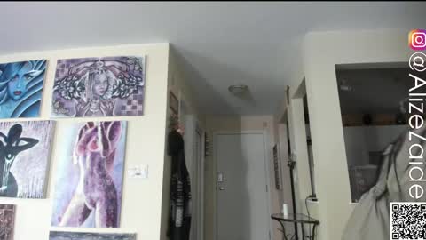 Snapshot of alizezaide chatting on 05-14-26, 08:04 Alize Zaide online show from 05-14-26, 08:04