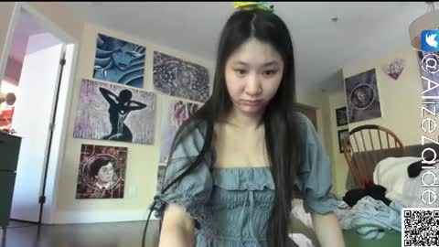 Snapshot of alizezaide chatting on 06-18-26, 07:40 Alize Zaide online show from 06-18-26, 07:40
