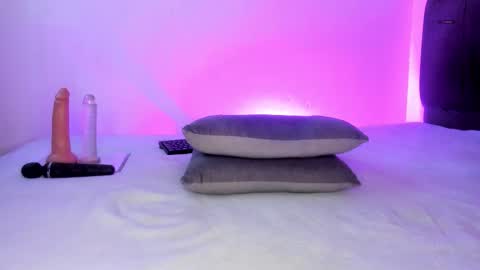 Snapshot of alizzon_ chatting on 02-04-26, 11:20 alizzon online show from 02-04-26, 11:20