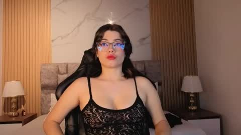 Snapshot of alkivamoon chatting on 04-25-26, 07:11 alkivamoon online show from 04-25-26, 07:11