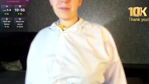 Snapshot of alla_dream chatting on 03-15-26, 02:01 Alla online show from 03-15-26, 02:01