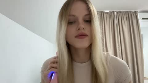 Kate online show from 06-25-26, 12:20