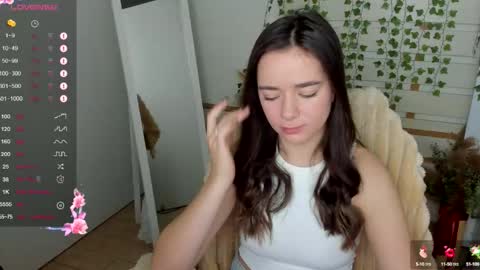 Snapshot of allana_dream chatting on 09-22-25, 06:04 Allana online show from 09-22-25, 06:04