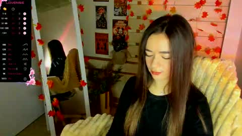 Snapshot of allana_dream chatting on 10-18-25, 06:37 Allana online show from 10-18-25, 06:37