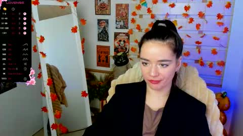 Snapshot of allana_dream chatting on 10-25-25, 06:43 Allana online show from 10-25-25, 06:43