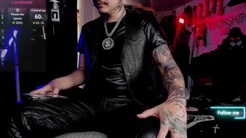 Snapshot of allanhurtss chatting on 11-01-25, 06:21 online show from 11-01-25, 06:21