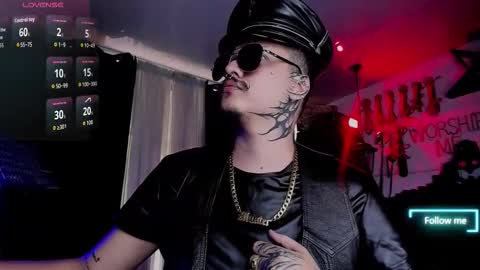 Snapshot of allanhurtss chatting on 11-09-25, 04:38 online show from 11-09-25, 04:38