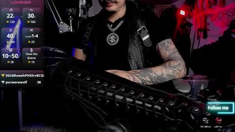 Snapshot of allanhurtss chatting on 11-14-25, 07:01 online show from 11-14-25, 07:01