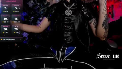 Snapshot of allanhurtss chatting on 12-19-25, 06:37 online show from 12-19-25, 06:37