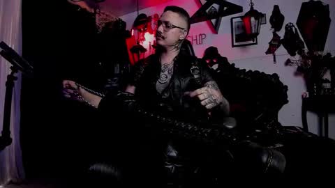 Snapshot of allanhurtss chatting on 01-09-26, 06:21 online show from 01-09-26, 06:21