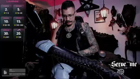 Snapshot of allanhurtss chatting on 02-18-26, 07:43 online show from 02-18-26, 07:43