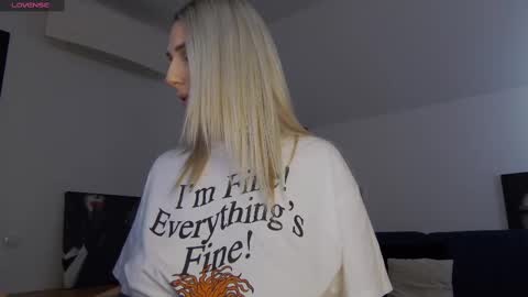 A day u didnt smile is a lost day online show from 02-24-25, 12:59