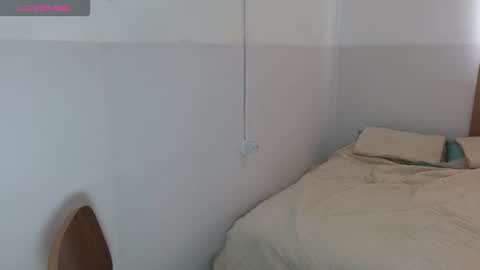 Snapshot of allegra_ferragamo chatting on 09-09-25, 06:40 Ale online show from 09-09-25, 06:40