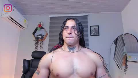 independent model 3 online show from 04-30-26, 04:19