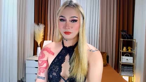 Snapshot of allena_anderson chatting on 01-22-25, 04:33 Your Lovely Allena online show from 01-22-25, 04:33