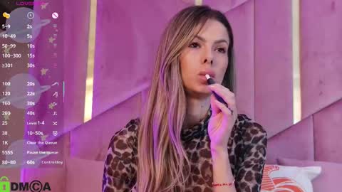 Allena online show from 10-28-25, 08:44