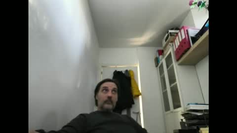 Snapshot of allenvic chatting on 12-01-25, 12:10 allenvic online show from 12-01-25, 12:10