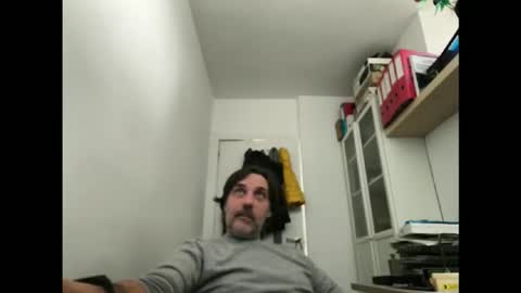 Snapshot of allenvic chatting on 12-04-25, 08:45 allenvic online show from 12-04-25, 08:45