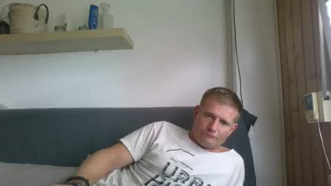 alles594462 online show from 07-04-26, 12:00