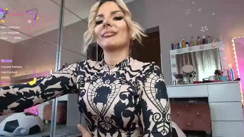Snapshot of allesya23 chatting on 06-03-26, 06:35 onlyfansallesya23 online show from 06-03-26, 06:35