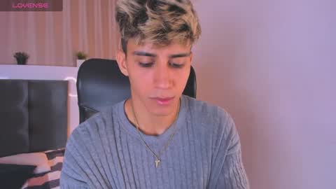 Allex online show from 02-25-25, 12:24