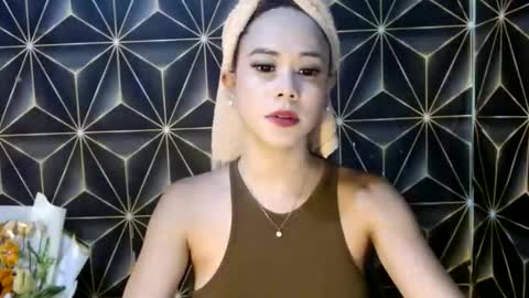 Lavinia  online show from 04-16-26, 11:22