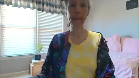 wishlist on bio online show from 03-13-26, 03:51