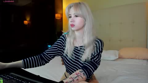 Snapshot of alli_aster chatting on 02-23-26, 12:52 alli_aster online show from 02-23-26, 12:52