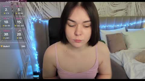 Snapshot of alli_zi chatting on 12-26-24, 08:39 Blair online show from 12-26-24, 08:39