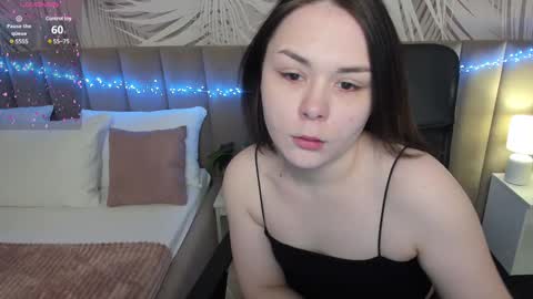 Snapshot of alli_zi chatting on 03-01-25, 02:37 Blair online show from 03-01-25, 02:37