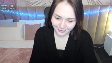 Snapshot of alli_zi chatting on 03-06-25, 06:08 Blair online show from 03-06-25, 06:08