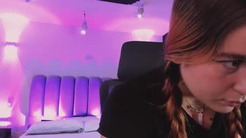 Snapshot of allicelover chatting on 10-04-25, 11:41 ALLICE online show from 10-04-25, 11:41