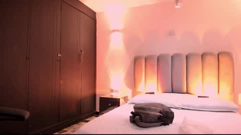 Snapshot of allicelover chatting on 10-30-25, 11:55 ALLICE online show from 10-30-25, 11:55