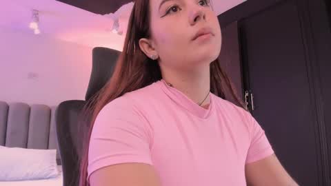 Snapshot of allicelover chatting on 11-15-25, 11:51 ALLICE online show from 11-15-25, 11:51